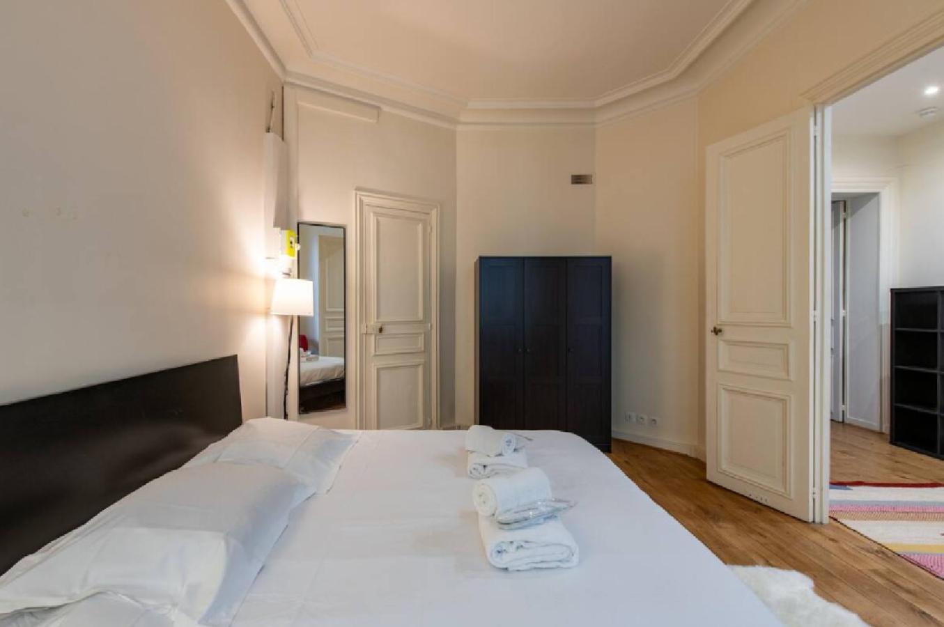 Geranimus Morland : Hearth Of Paris Apartment Exterior foto