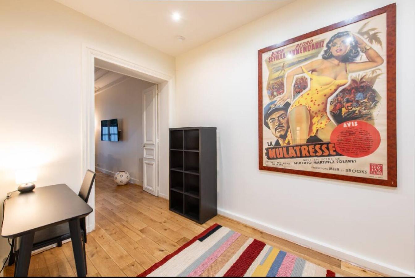 Geranimus Morland : Hearth Of Paris Apartment Exterior foto